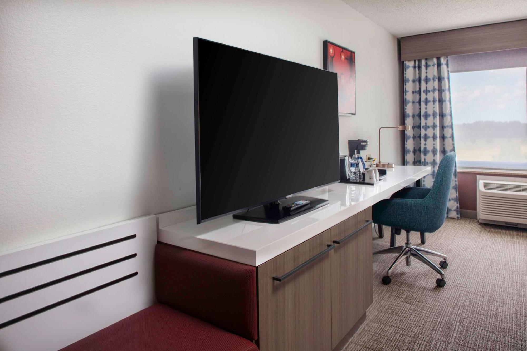 Hilton Garden Inn רואנוק ראפידס מראה חיצוני תמונה